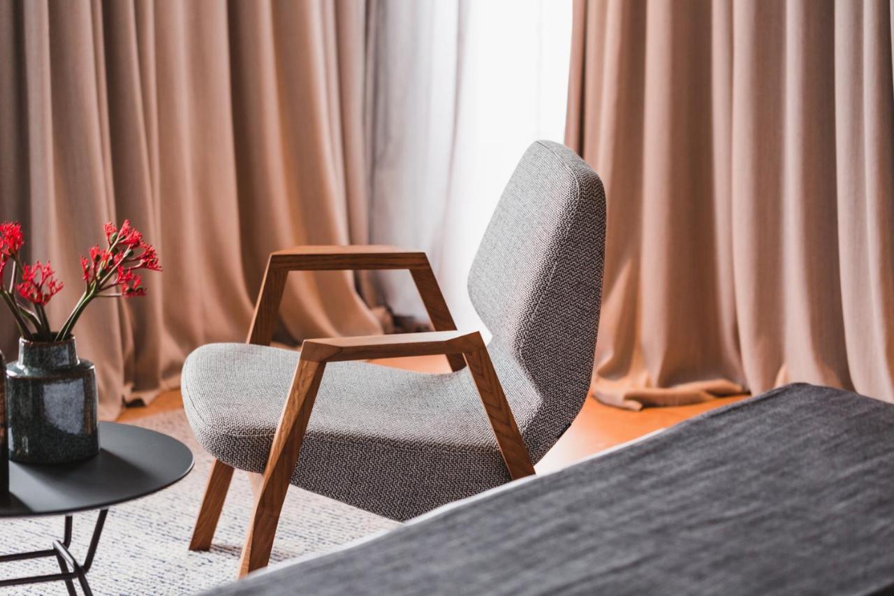 One Suite Hotel Mlini Eksteriør bilde
