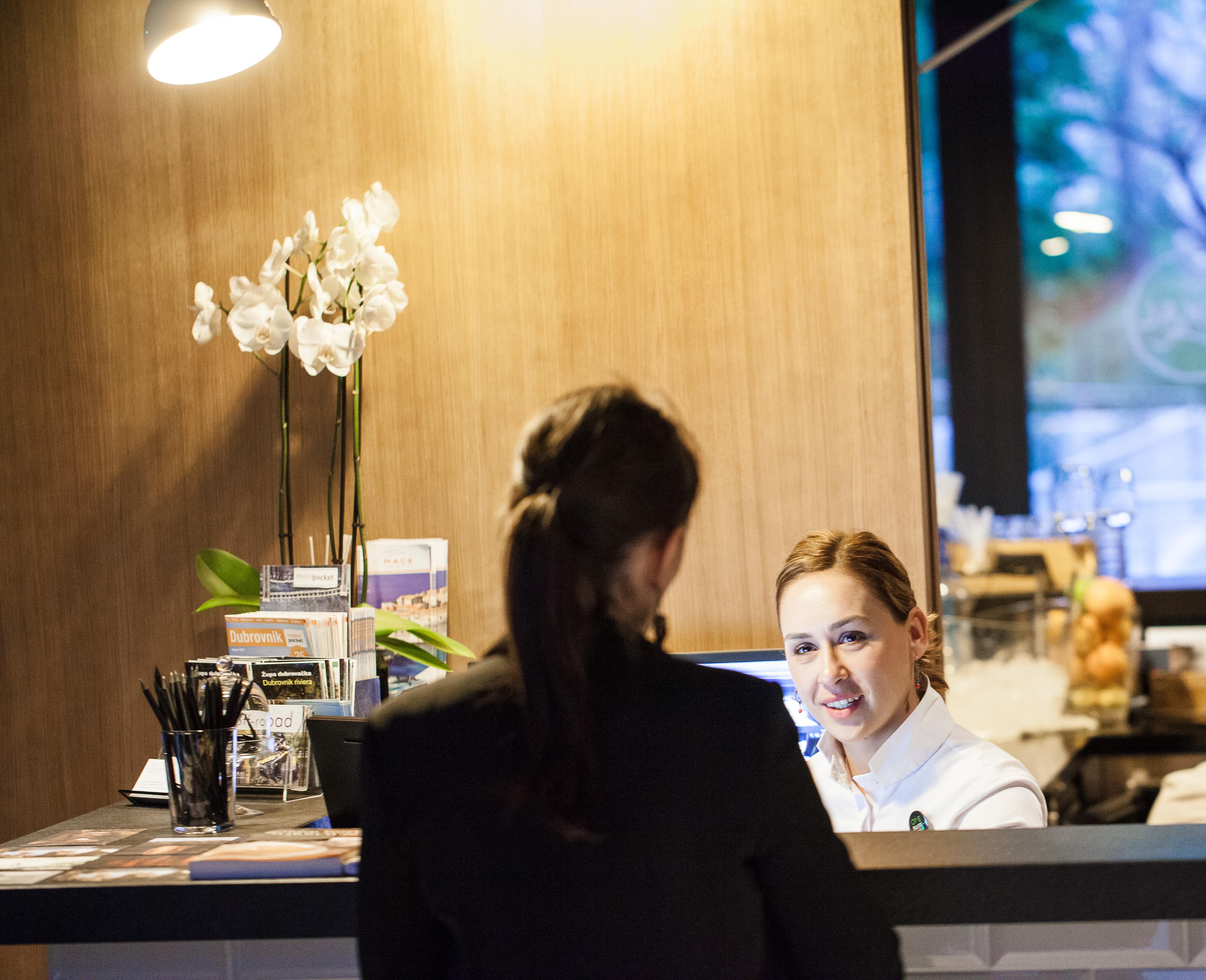 One Suite Hotel Mlini Eksteriør bilde