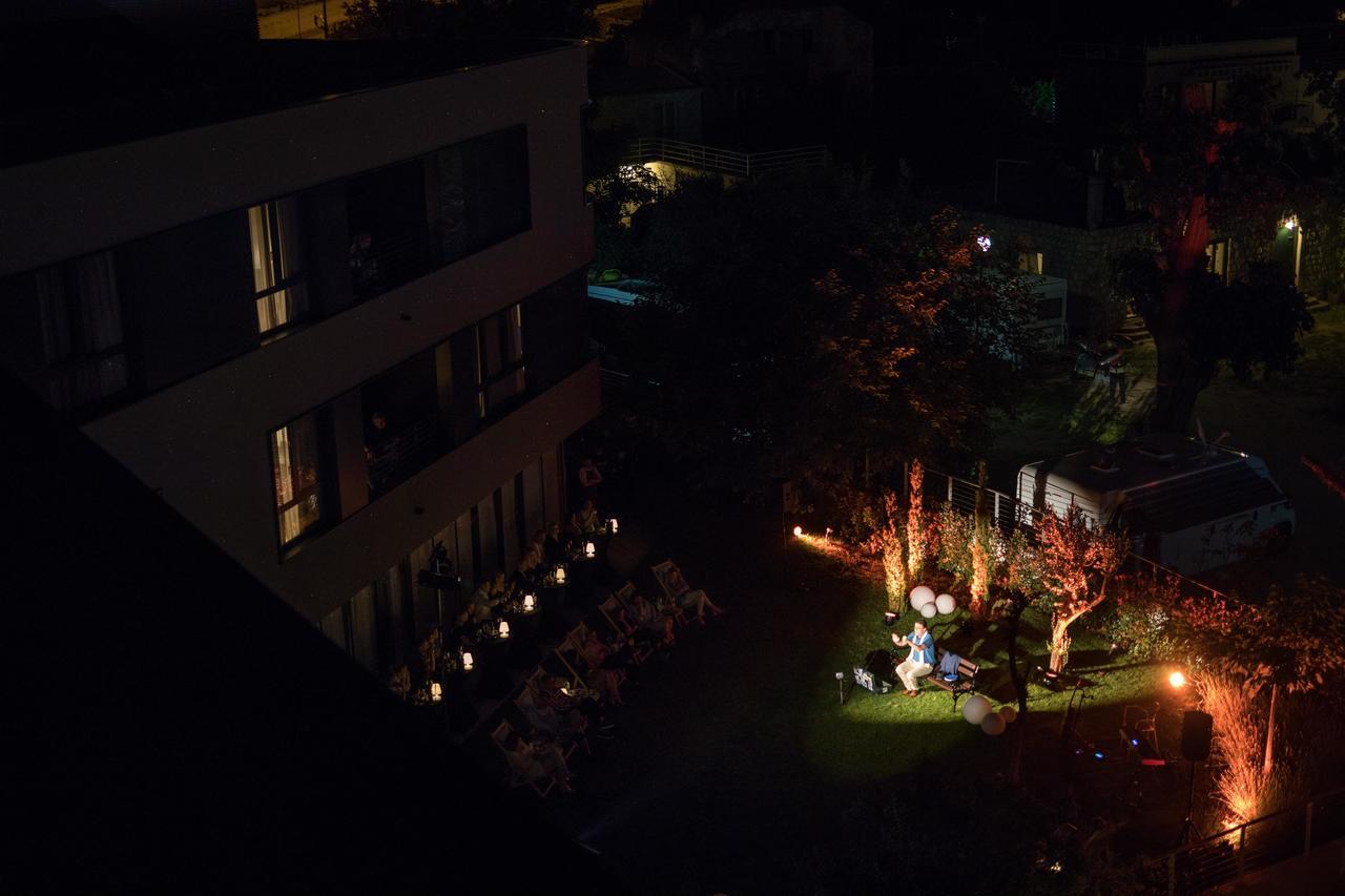 One Suite Hotel Mlini Eksteriør bilde